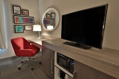 Hampton Inn & Suites Asheville Biltmore Area, NC