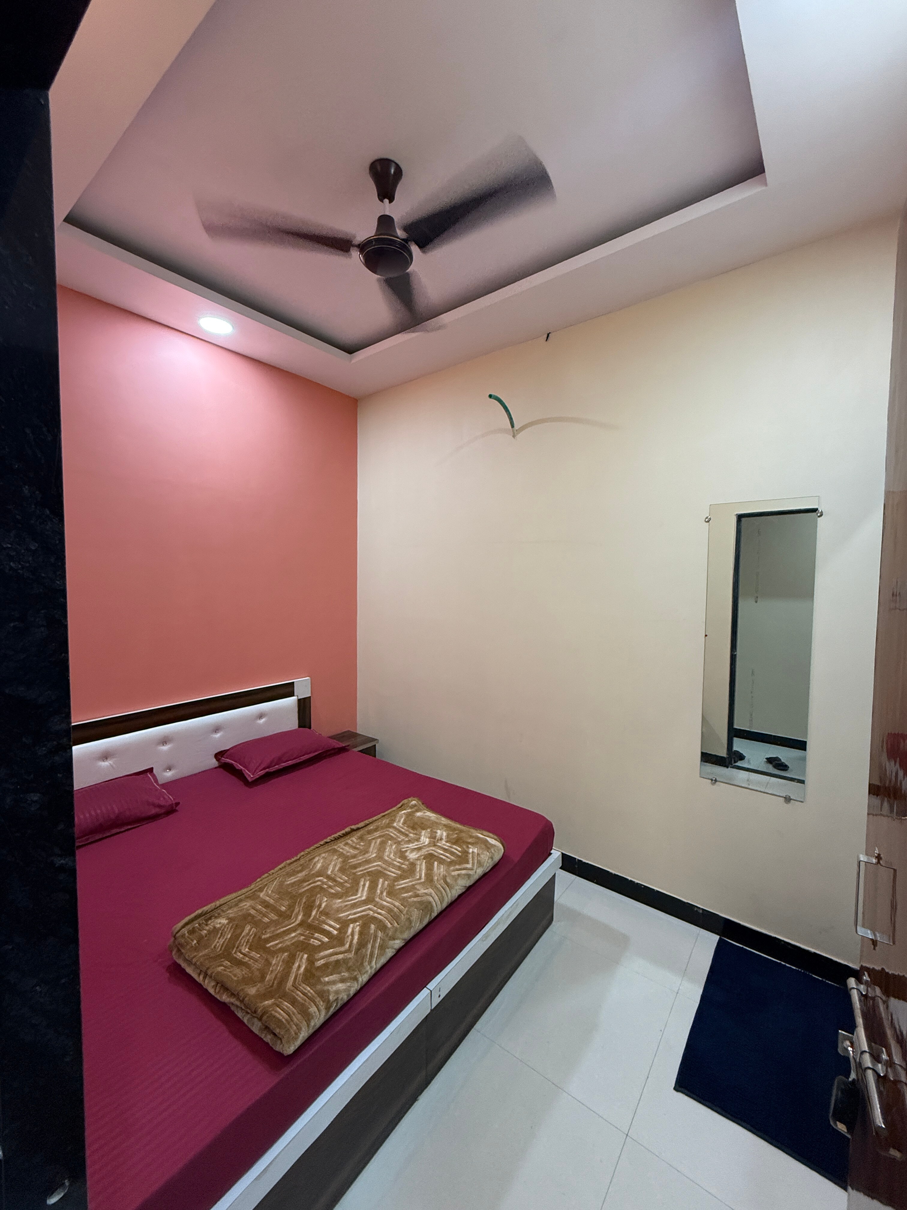 Hotel Vinayak Rooms - Tap to explore photos
