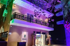 Sky Deckz (A Unit of Q Hexa Multi Venture Pvt. Ltd.)