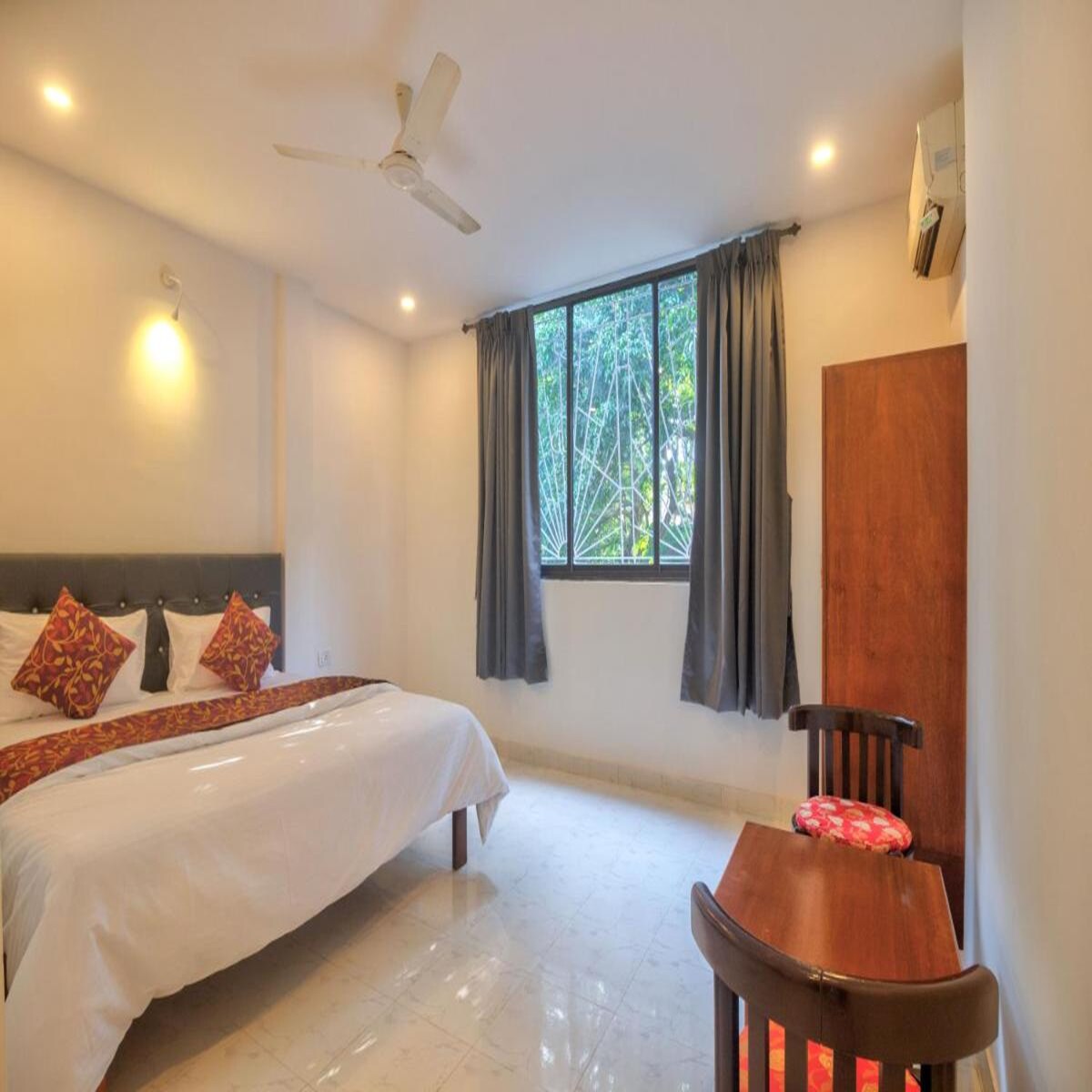 Amazing 2BHK Apartment Near Baga Beach - Tap to explore photos