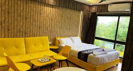 RASPBERRY BREEZE Room Type - Executive room