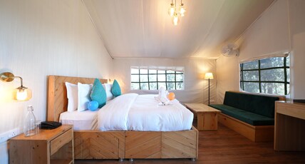 Treetop Glamps - Mussoorie Room Type - NEST-Valley View Room
