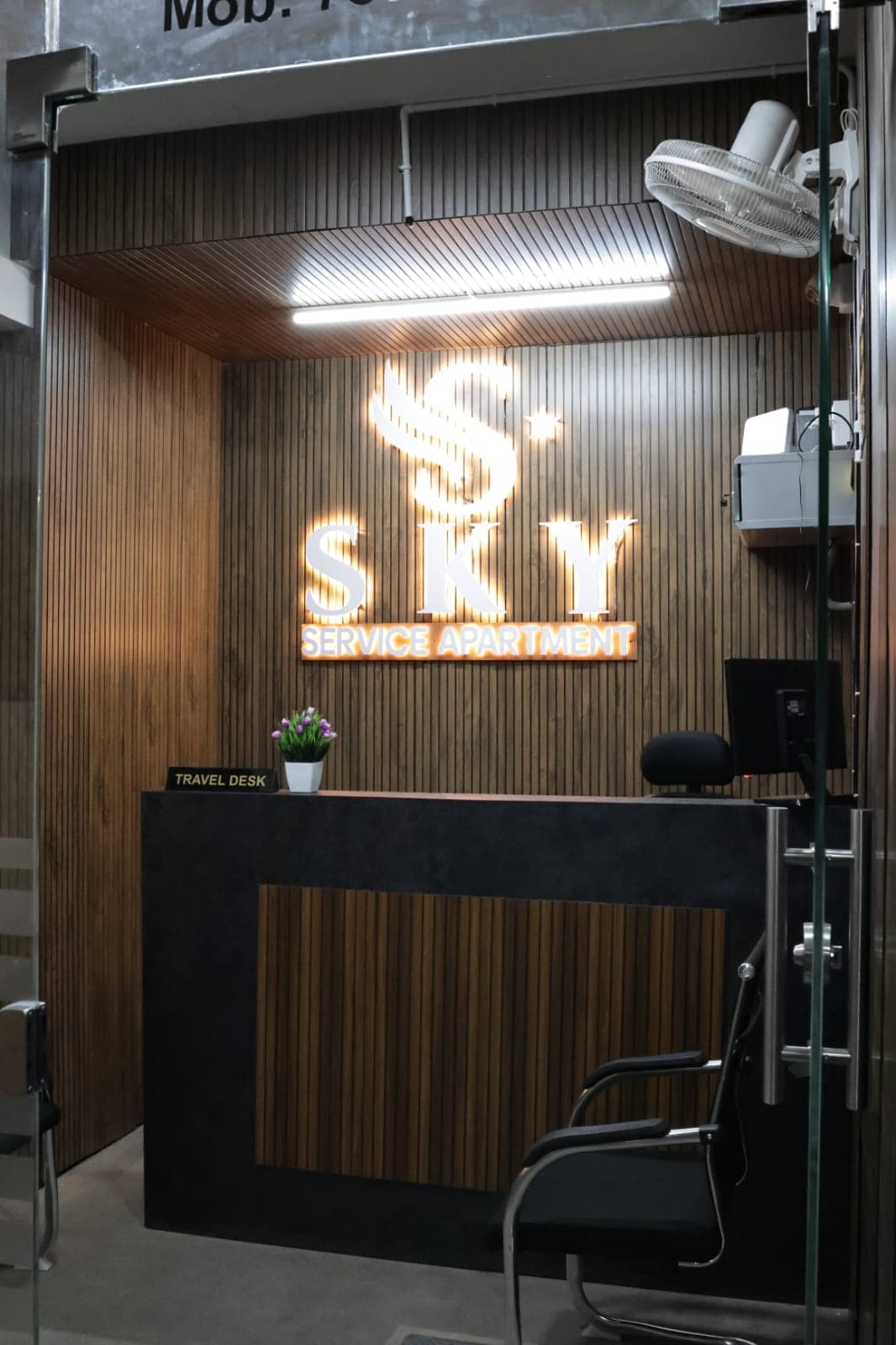 Sky Serviced Apartment. - Tap to explore photos