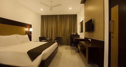 Aadrika Room Type - Balcony Room