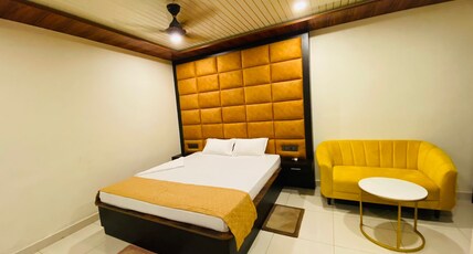 Hotel Siddharth Bettiah Room Type - Super Deluxe Room Hotel Siddharth Bettiah Room Type - Super Deluxe Room
