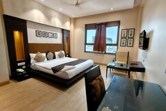 Hotel Shrinath Palace - 1km from Railway Station