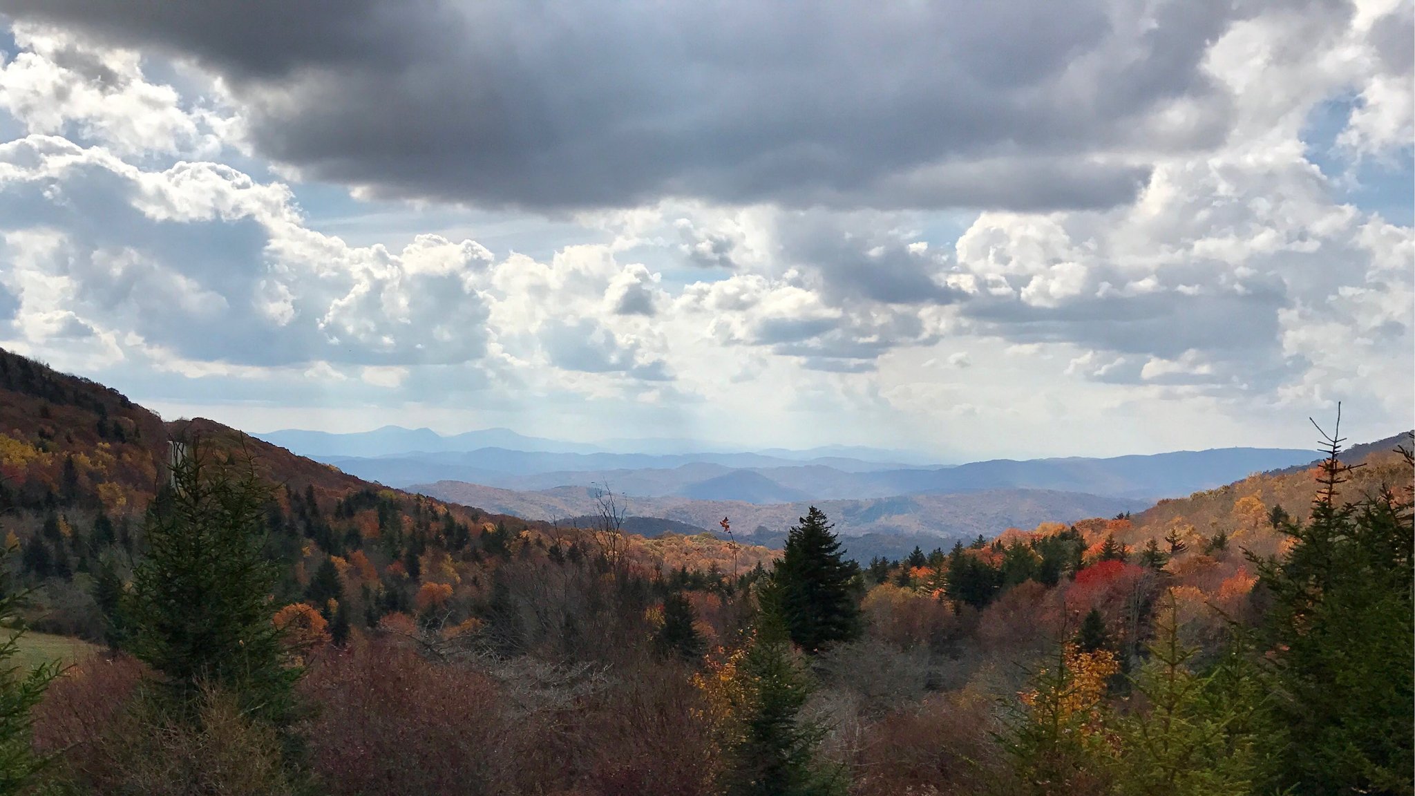 Holiday Inn Express Great Barrington - Tap to explore photos