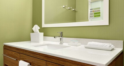 Home2 Suites by Hilton Macon I 75 North GA Room Type - 1KG ACC RI SHWR STUDIO NSM