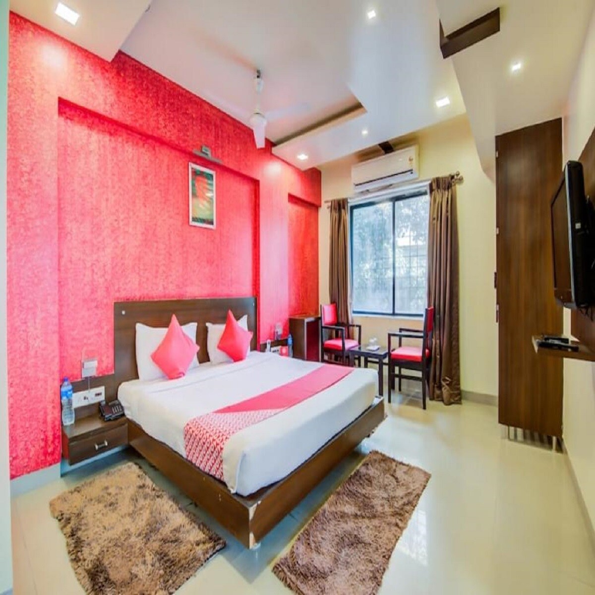 Hotel Ranjanas Wakad - Tap to explore photos