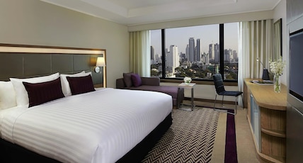 Grand Mercure Bangkok Atrium Room Type - Deluxe Room with 1 King Bed Grand Mercure Bangkok Atrium Room Type - Deluxe Room with 1 King Bed