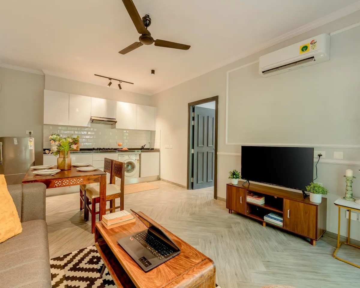 Staymaster Nest 1BR AC Wi-Fi Calangute - Tap to explore photos