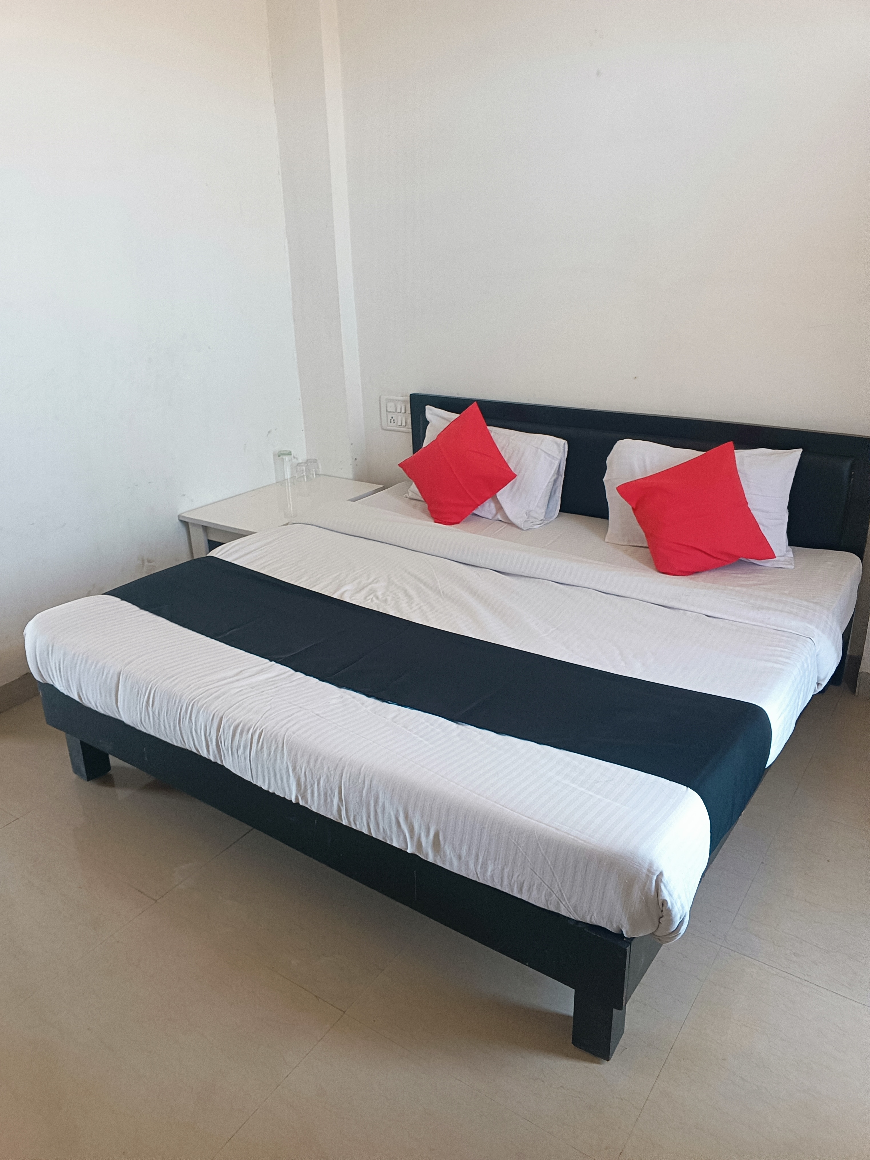 Golden Fern Hotel & Service Apartment - Tap to explore photos