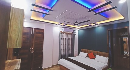 Siddhartha Inn Room Type - Deluxe Room