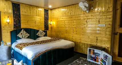 Cozy Cabin Cottage Room Type - Deluxe Room