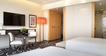 Waldorf Astoria Berlin by Hilton Room Type - TWIN DELUXE ROOM