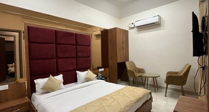 HOTEL CITY VIEW Room Type - Deluxe Room