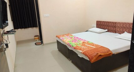HOTEL AMAR YATRI NIWAS Room Type - AIR COOLED