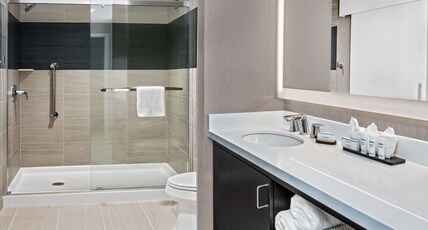 Embassy Suites by Hilton Houston West - Katy Room Type - 1 KING BED ONE ROOM SUITE