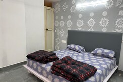 Podstop,East of Kailash