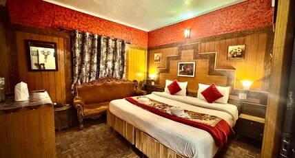 Hotel Ankur Plaza Near Nainital Lake Room Type - Premium Family Suite (4-5 guests)