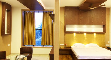 Hotel Annamalai Room Type - Annamalai King Suite