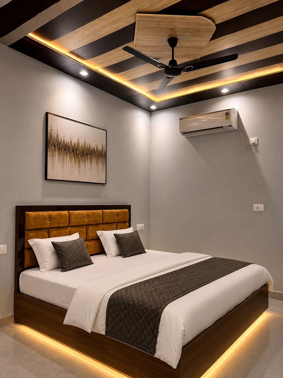 HARDEV NATH PALACE AND HOMESTAY - Tap to explore photos