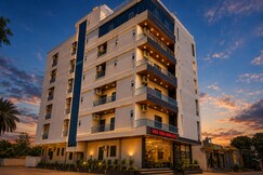 Shree Radhe Mohan Hotel (Family Rooms) Near Khatu Shyam Ji Temple