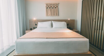 Crowne Plaza MERIDA by IHG Room Type - 1 King Bed Premium  City View
