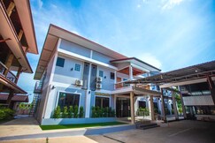 Nakarin Hotel