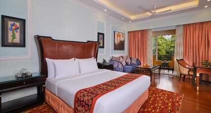 Mayfair Spa Resort & Casino Room Type - Executive Room with Balcony