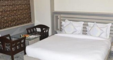 HOTEL APSARA Room Type - Deluxe AC Room