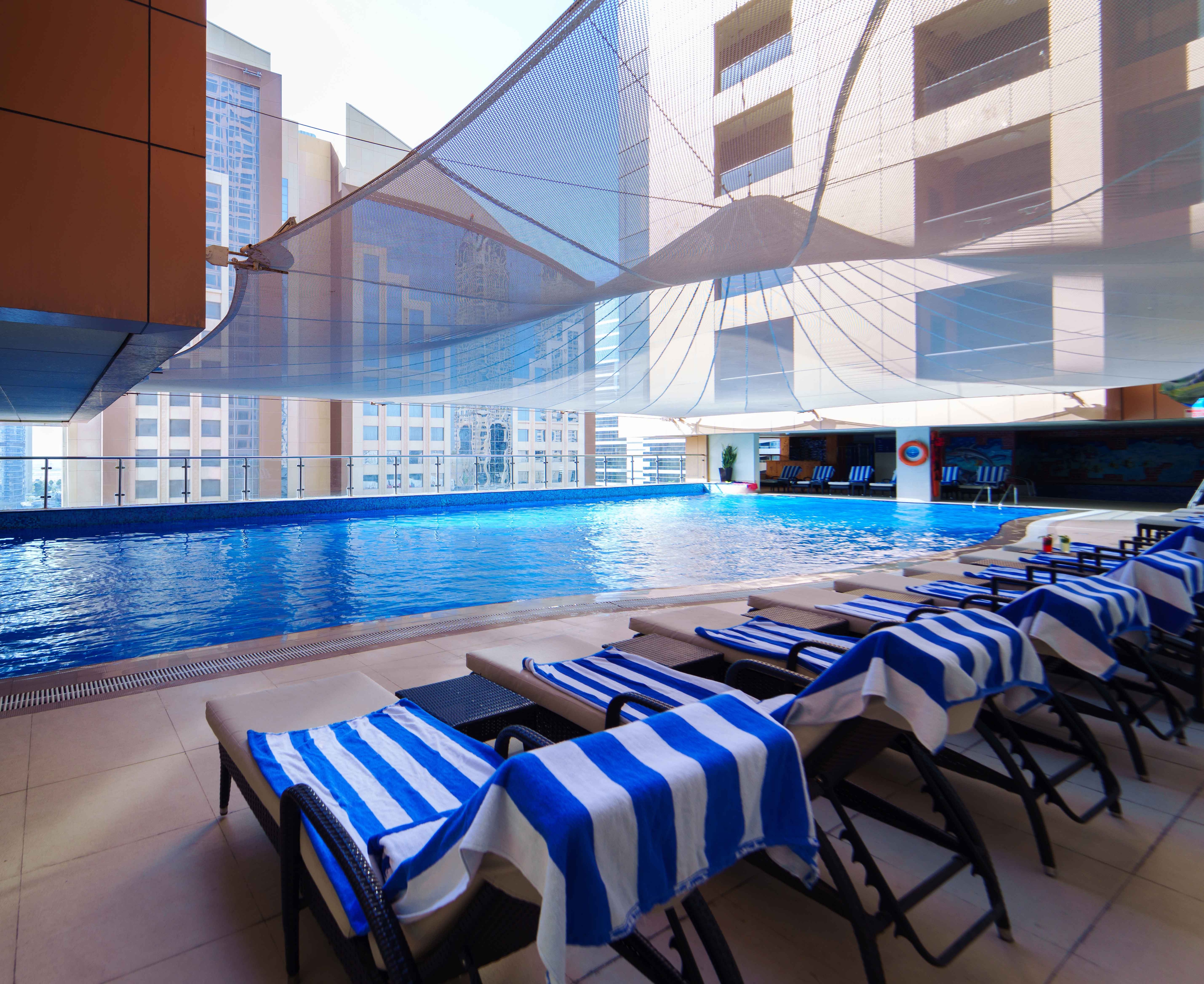 Mercure Dubai Barsha Heights Hotel Suites And Apartments - Tap to explore photos