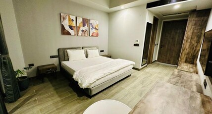 MOD Avenue Room Type - Deluxe Room with Balcony