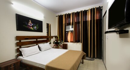 The Raveesh| Entire 2 Bedroom Apartment Room Type - The Raveesh| Entire 2 Bedroom Apartment