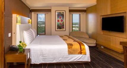 Dusit Thani Guam Resort Room Type - Mountain View King
