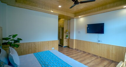 SNR Hotel Room Type - Super Delux with Bolcony