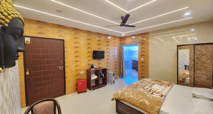 Perry's Cottage Room Type - Super Deluxe Room with Himalayan View