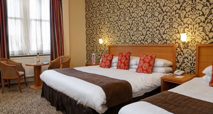 Best Western Queens Hotel Room Type - 1 Double 1 Single, Non-Smoking, Family Room