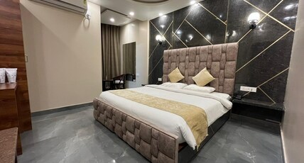 The Saiom Hotel Room Type - Super Deluxe