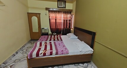 Hotel Rajat Residency Room Type - Deluxe Room with City View
