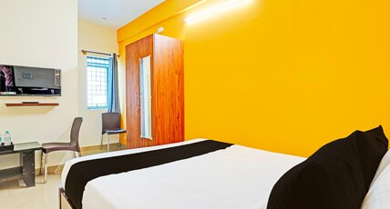 Hotel O JK Blue Rock Comforts Room Type - Classic