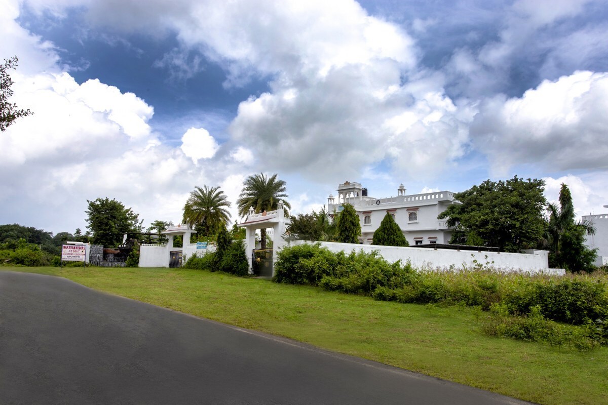 Narayan Niwas Resort - 30 kms away from ranakpur - Tap to explore photos