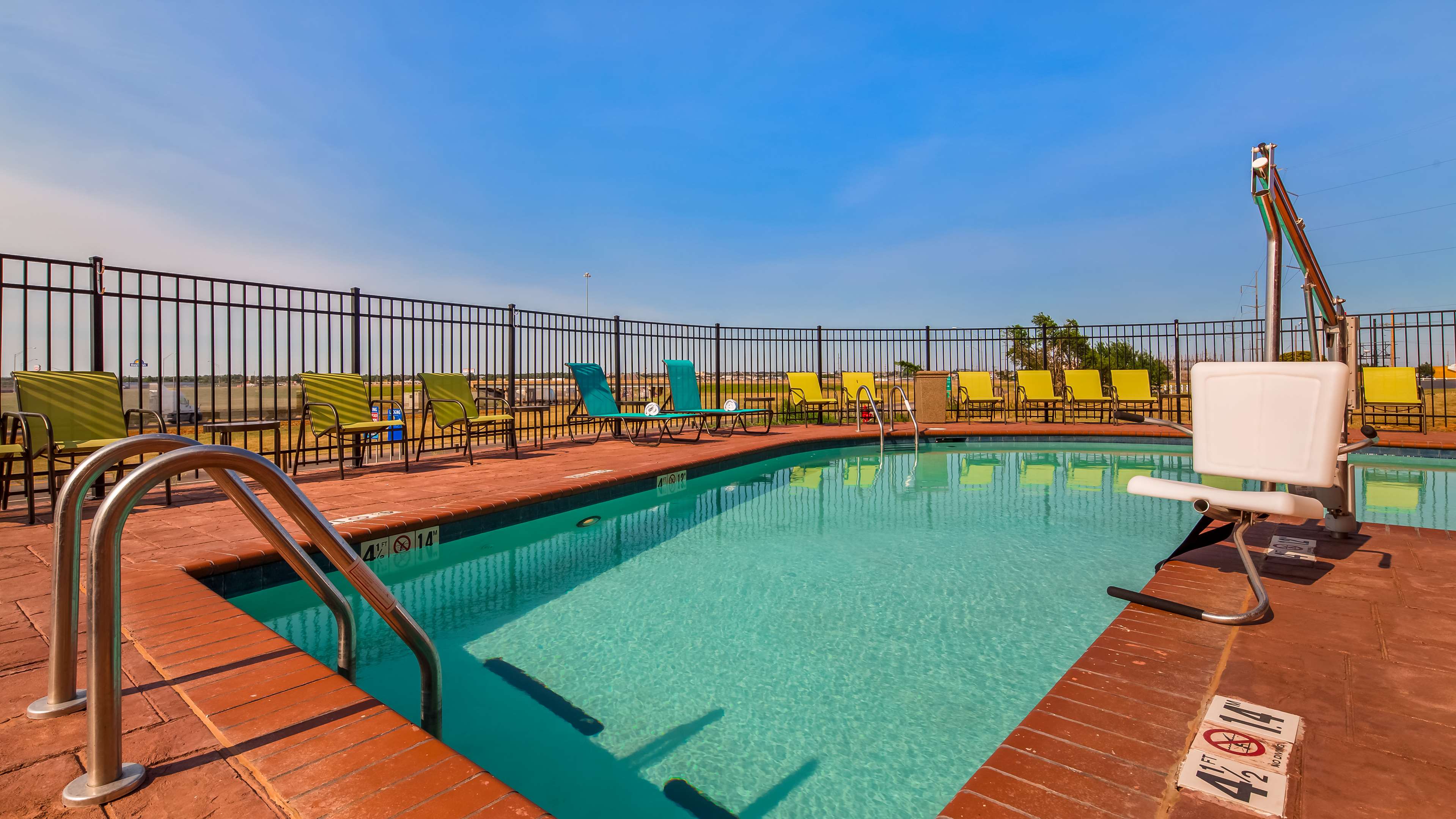 Best Western Plus Executive Residency Elk City - Tap to explore photos
