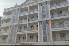 The Monalisa Inn