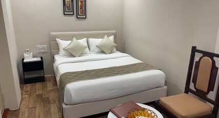 Amirtha inn by zeeyatt Regency Room Type - AMIRTHA STANDARD