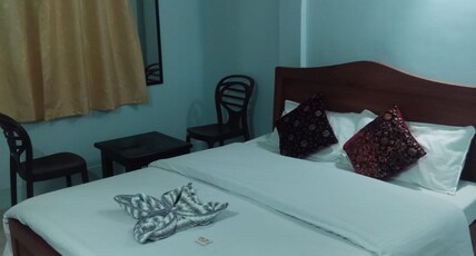 Shalom Guest House Room Type - Double room with Balcony, First floor