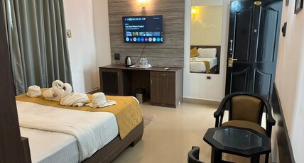 The Mint Calangute Room Type - Premium room with balcony