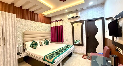 Hotel Natraj Room Type - Deluxe A.C room