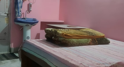 Ashish Palace & Rest House By GRB Room Type - Deluxe Room