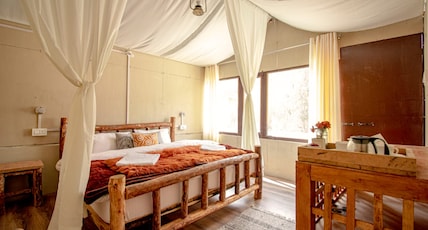The Nunchi Huts and Hostel Room Type - Private Hut